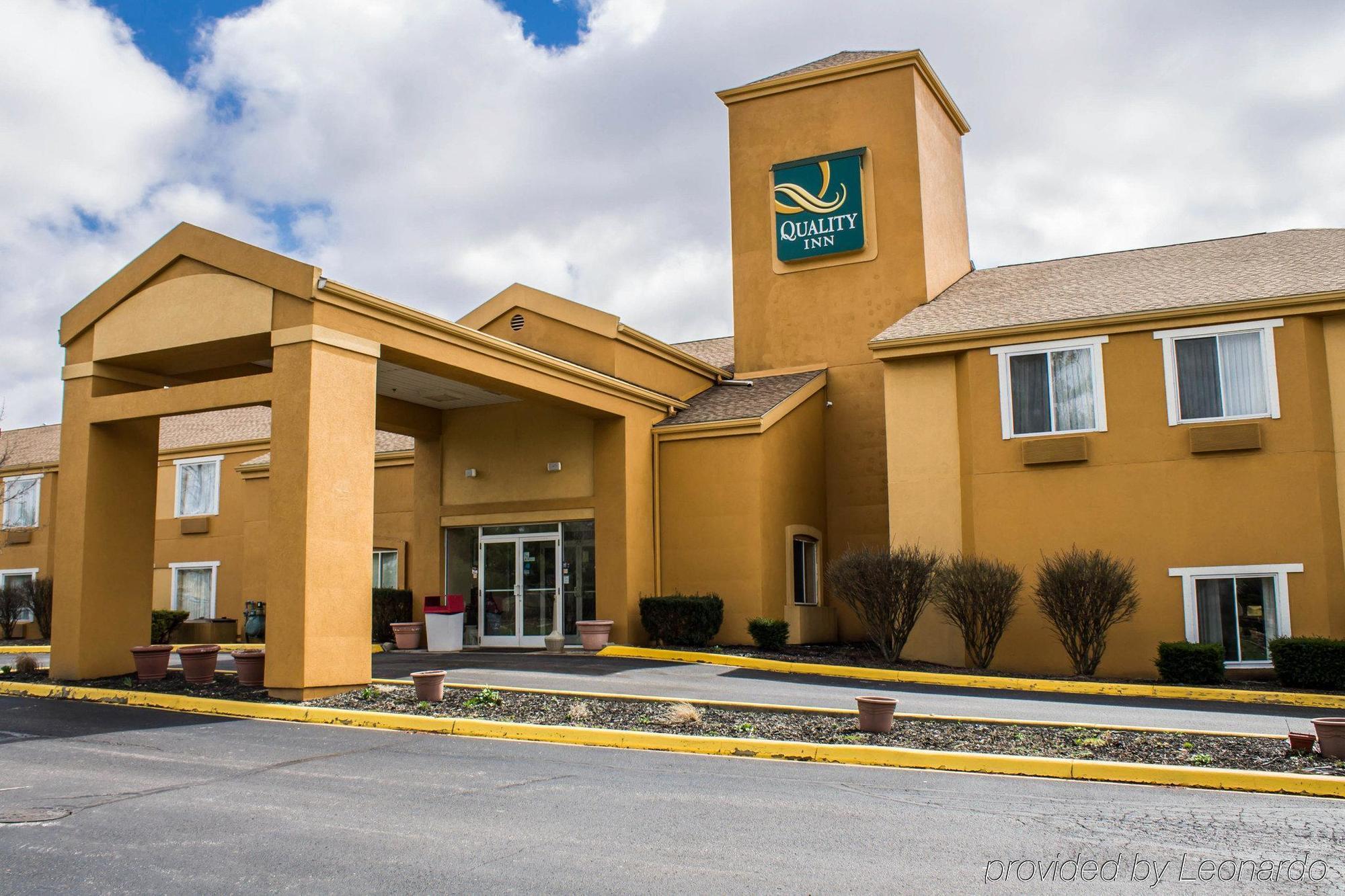 Quality Inn Brunswick Cleveland South Exterior photo