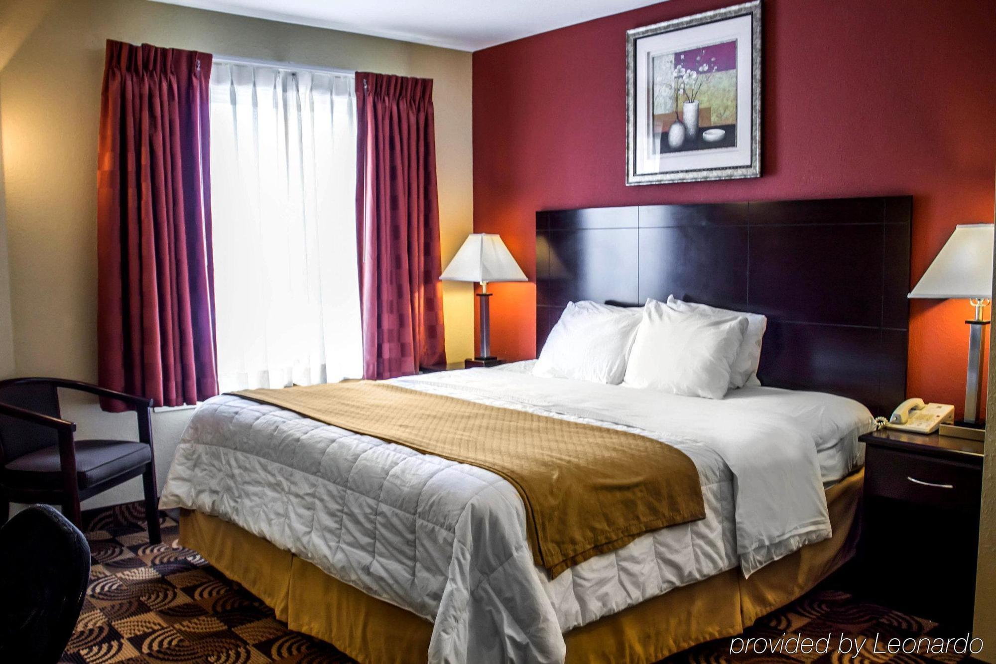 Quality Inn Brunswick Cleveland South Exterior photo